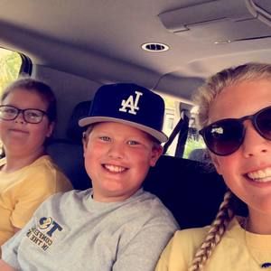 Meet your Posher, Karla